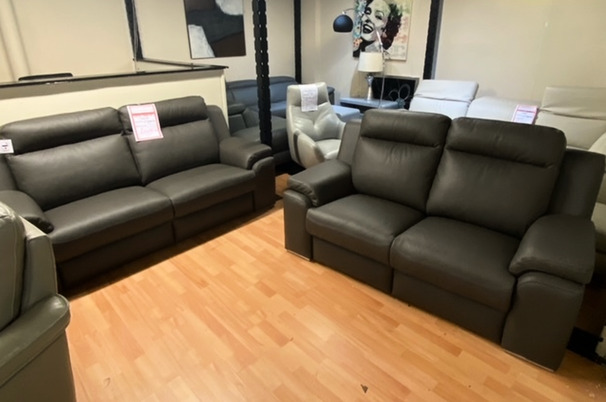 VIANNA 3 SEATER AND 2 SEATER  DARK GREY £1899 (SWANSEA SUPERSTORE)