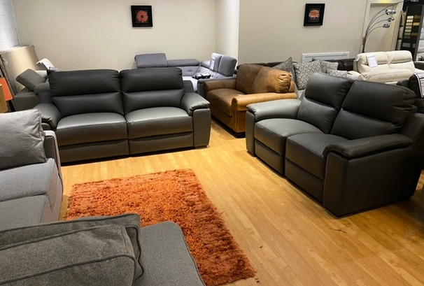 RIMINI 3 SEATER AND 2 SEATER GREY £2499 (SWANSEA SUPERSTORE)