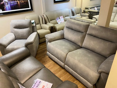 MAITLAND ELECTRIC RECLINER 3 SEATER AND 1 RECLINER CHAIR GREY £1099 (SWANSEA SUPERSTORE) - Click for more details
