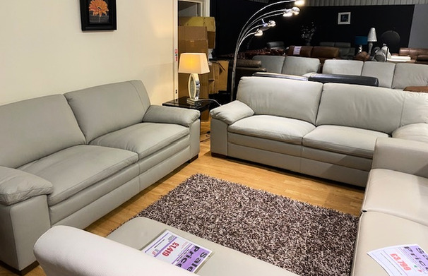 THEO 3 SEATER AND 3 SEATER CREAM £1799 (SWANSEA SUPERSTORE)
